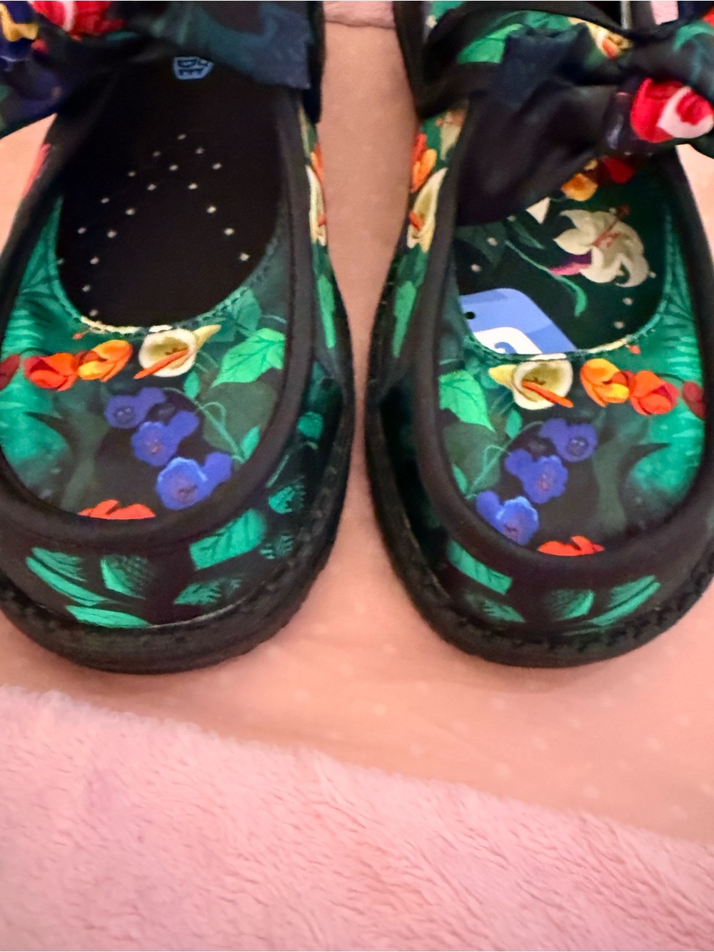Hey Dude Wendy Jane Wonderland Flowers Alice in Wonderland Mary Jane size 10 NWT - Picture 6 of 12